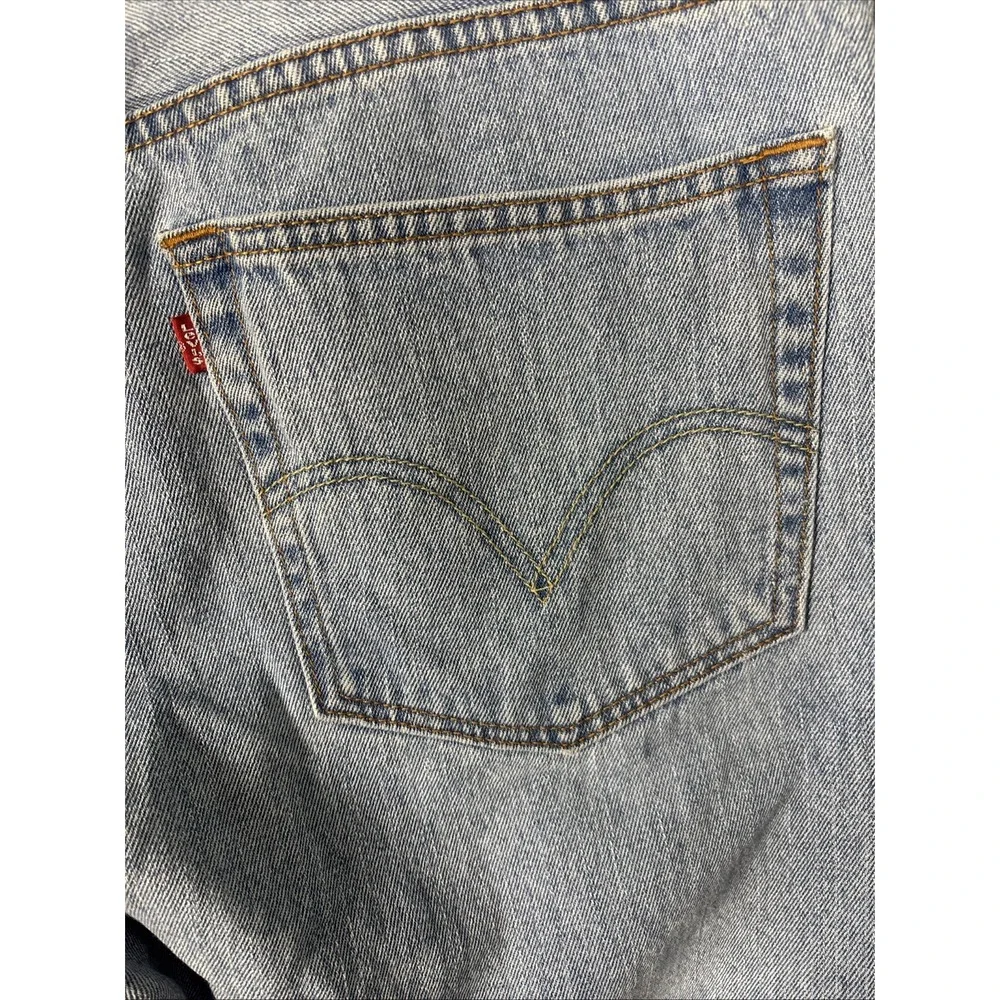 Levis 505 RegularFit Jeans Mens 40x29 Light Wash Blue Straight Leg Denim505-0216